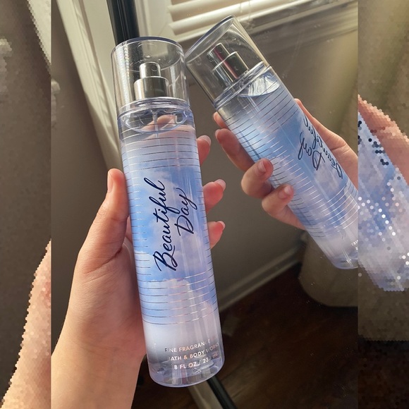 BATH AND BODYWORKS random 3 scent bundle - Picture 3 of 4